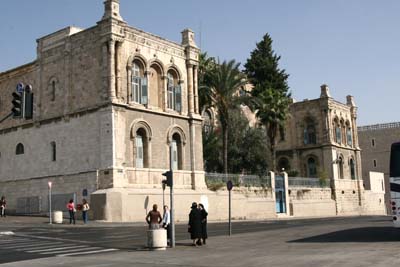Das St. Louis Hospital oberhalb des Damaskustores.